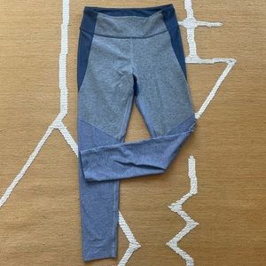 Outdoor voices blue multi colorblock leggings